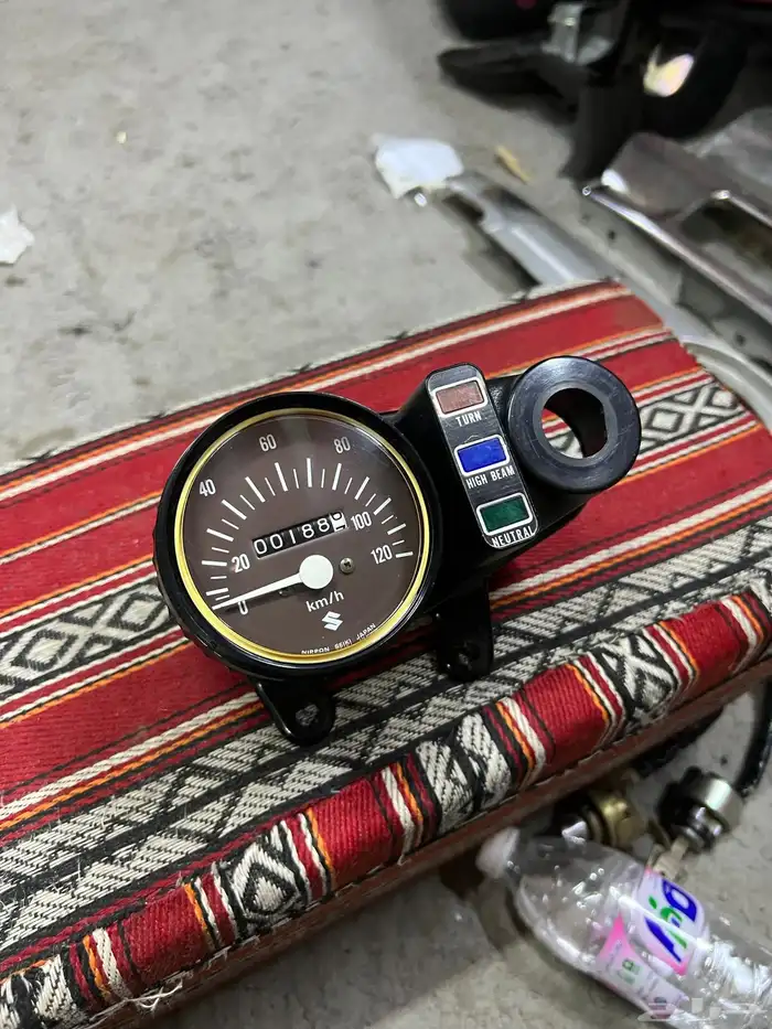 قطع دباب صاروخ وبطه A100 40