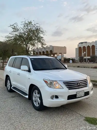 لكزس 570 LX 35