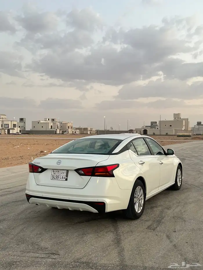 التيما s ستاندر 2021 لؤلؤي شبه جديده عداد 15 الف 11