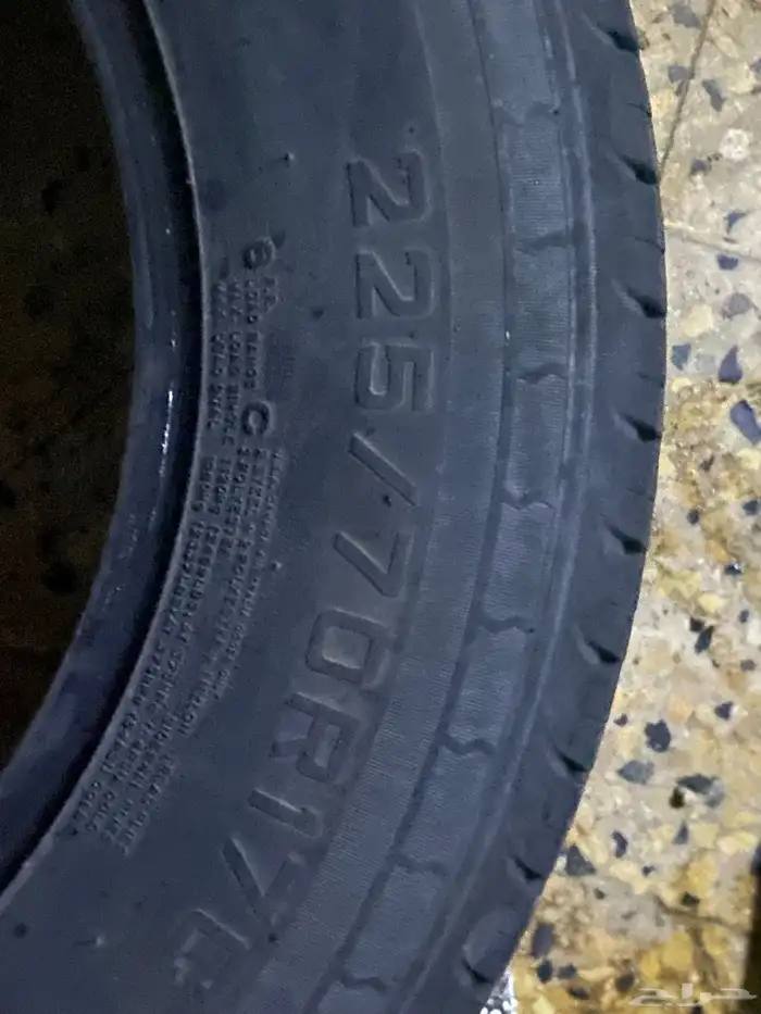 للبيع كفرات 225 70 17 1