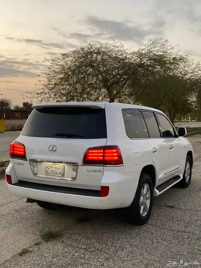 لكزس 570 LX 7