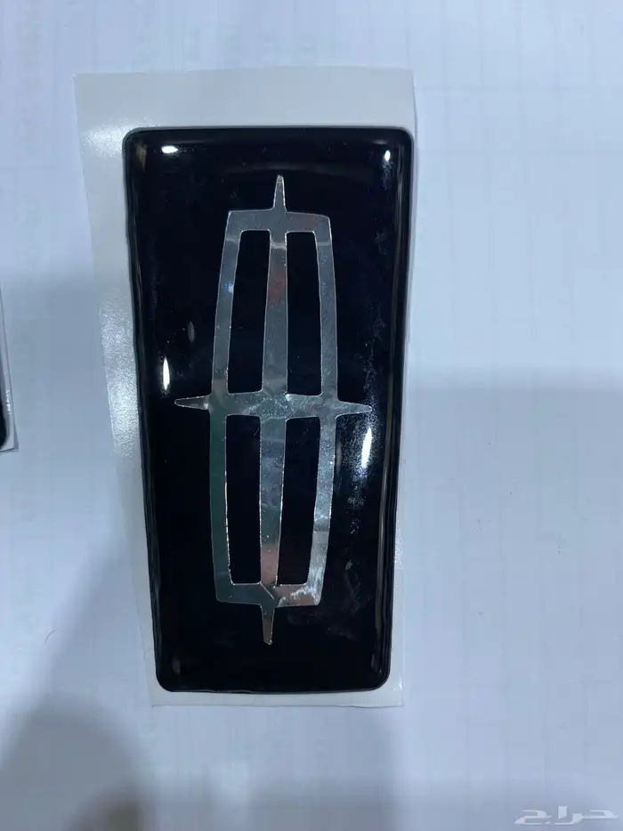 علامة شبك لينكون تاون كار 2003-2010 10