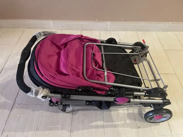 عربة اطفال 1