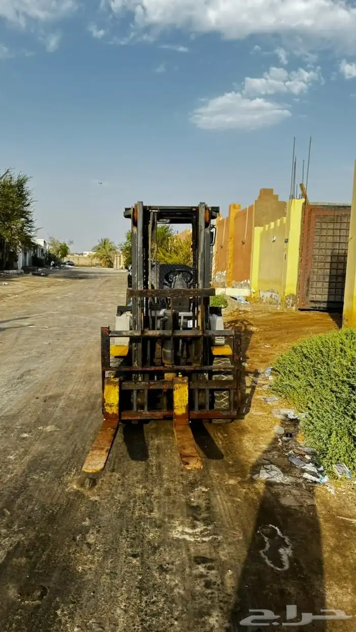 رافعة شوكيه كوماتسو تم بيع 6