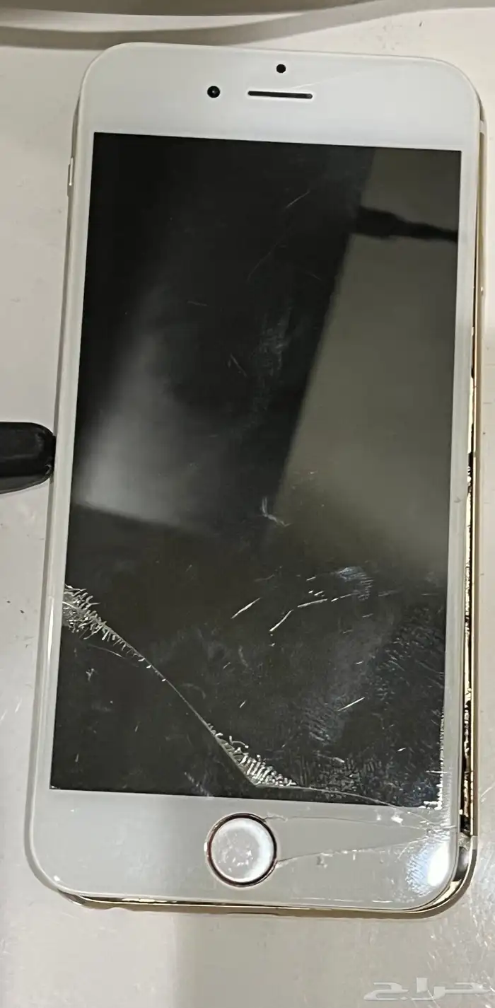 ايفون 6s للبيع ينفع لا اي فني يتعلم عليه 2