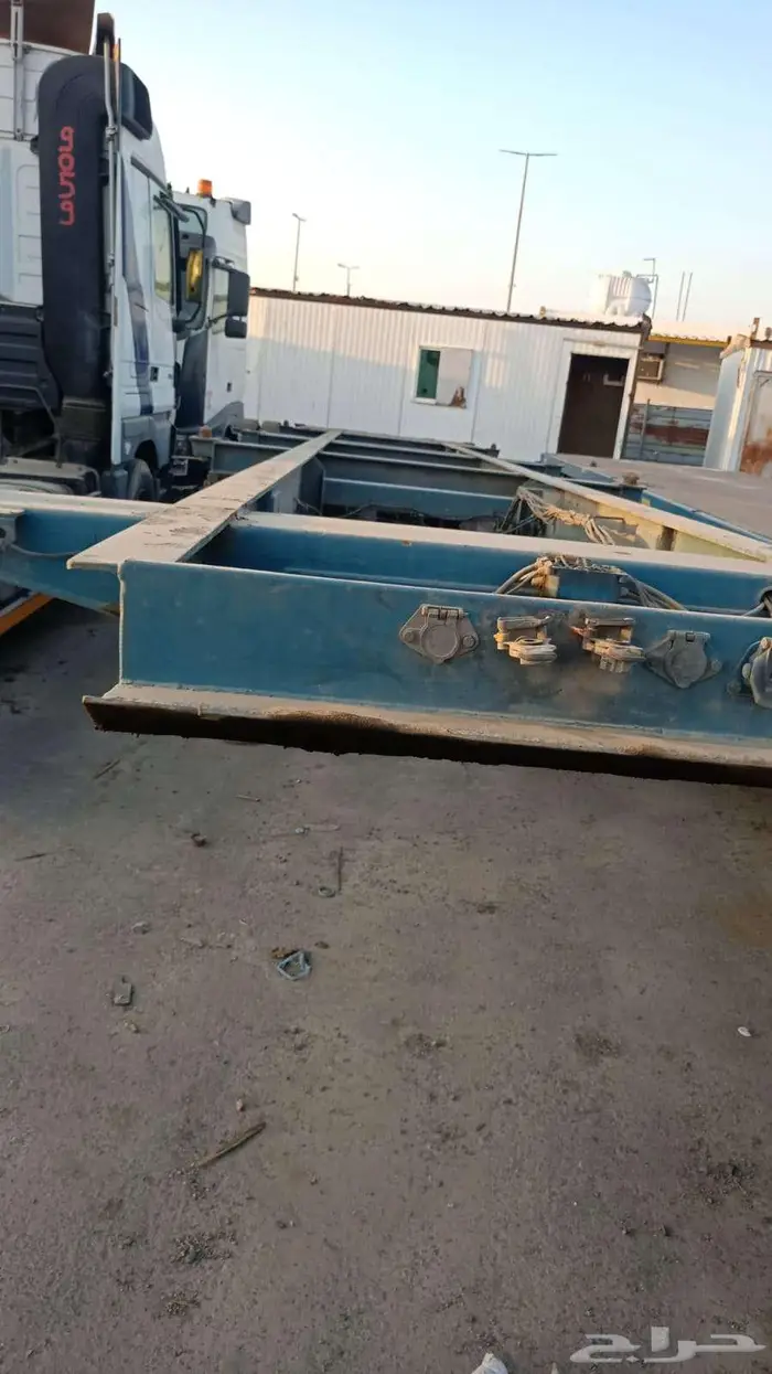 تيدر سطحة شاص للكونتينر ثلاثة محاورRORرور وزن التيدر5طن خفيف 3