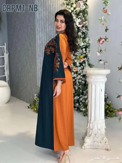بيع جلابيات و فساتين خليجيه كمية محدوده 26