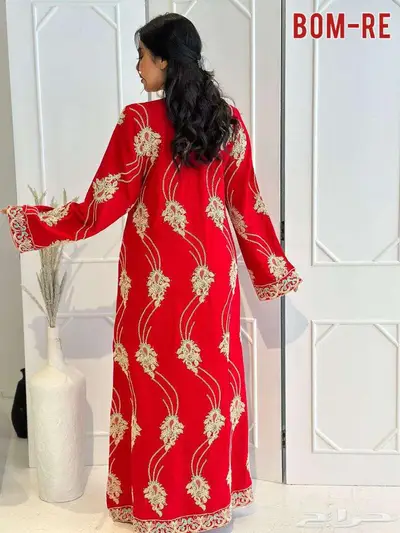 بيع جلابيات و فساتين خليجيه كمية محدوده 48