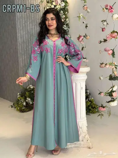 بيع جلابيات و فساتين خليجيه كمية محدوده 32