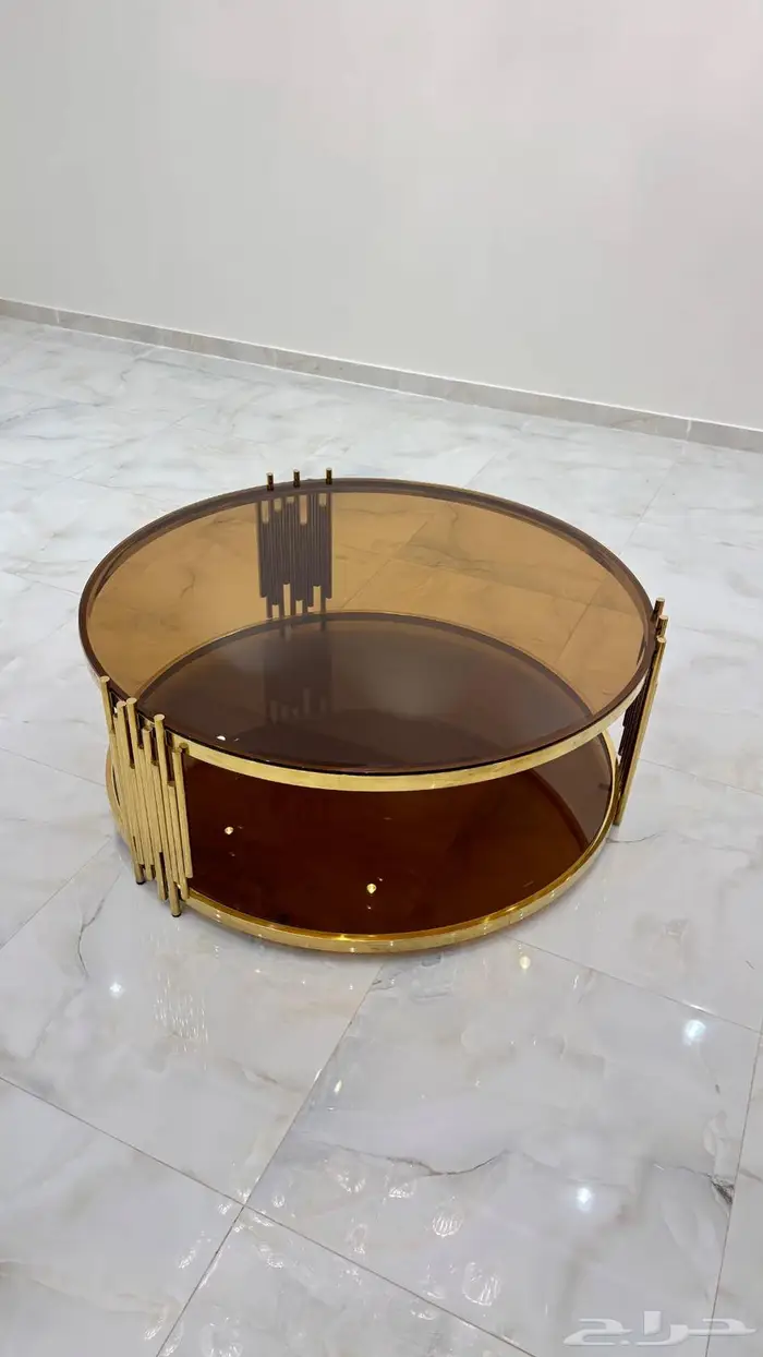 طاولة رئيسية مع الخدمه 5
