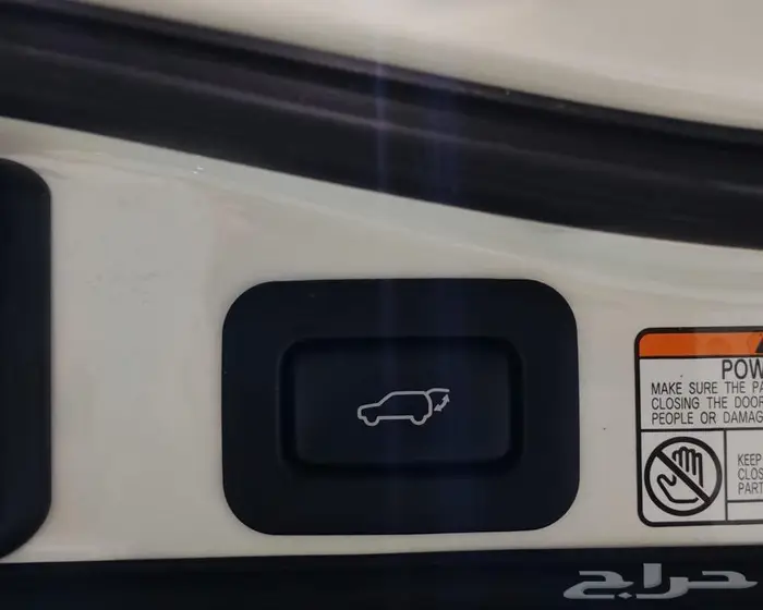 تويوتا لاندكروزر 2020 رقم 4فل الفل عبداللطيف مخزن. 12