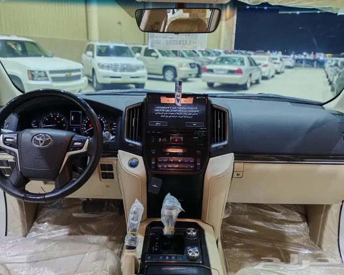 تويوتا لاندكروزر 2020 رقم 4فل الفل عبداللطيف مخزن. 10