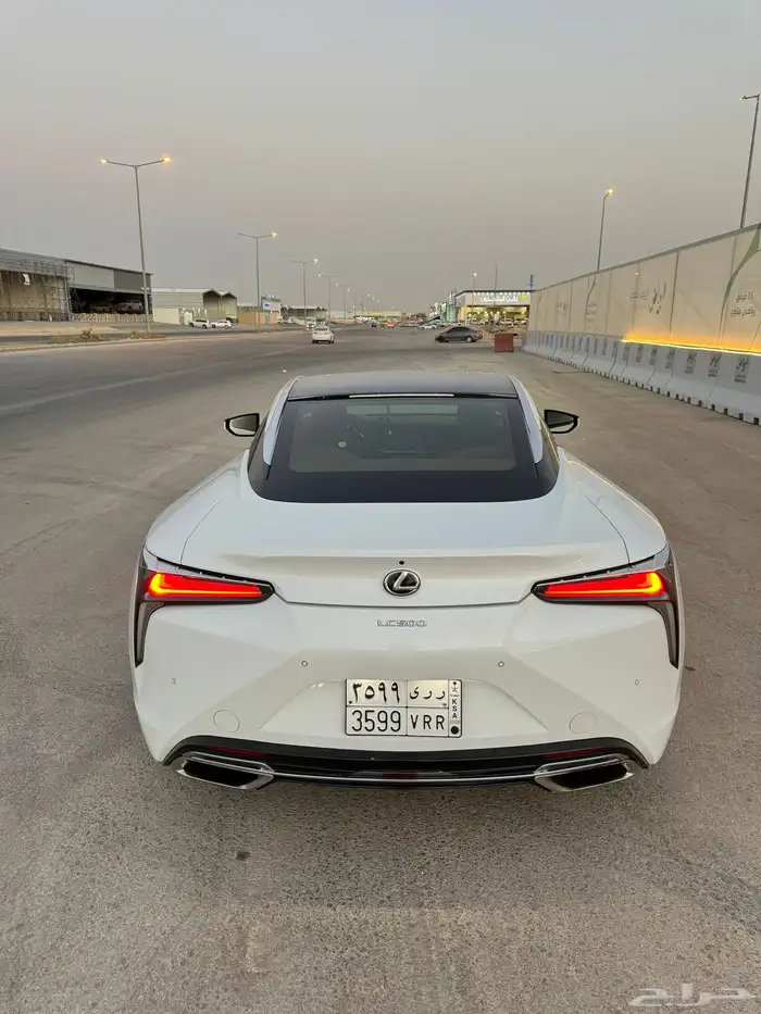 لكزس LC500 موديل 2021 5