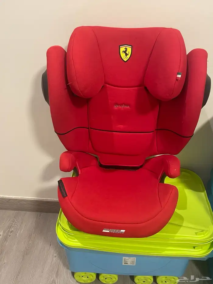 كرسي سيارة ماركة cybex 0