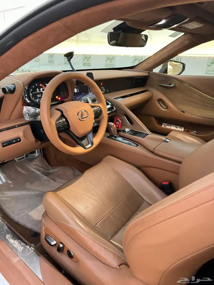 لكزس LC500 موديل 2021 8