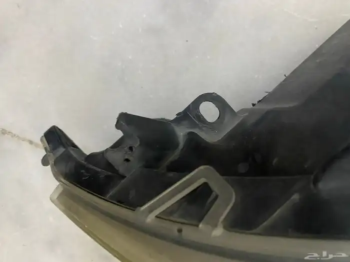 للبيع طقم شمعات كامري2013 وكالة بها عيوب بسيطة 5