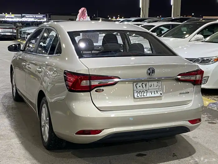 ام جي 5. 2022 4