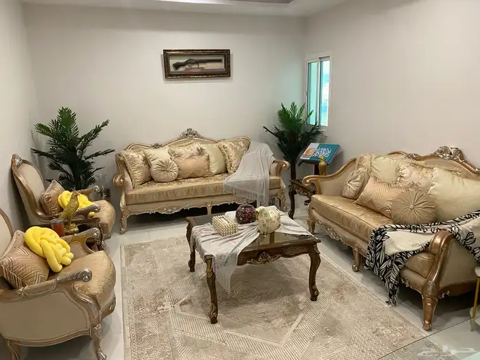 كنب كلاسيك للبيع 0