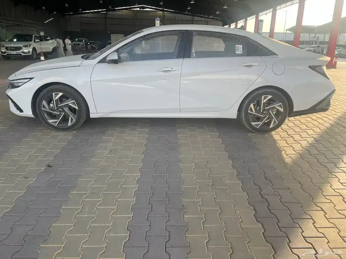 هيونداي النترا 2025 11