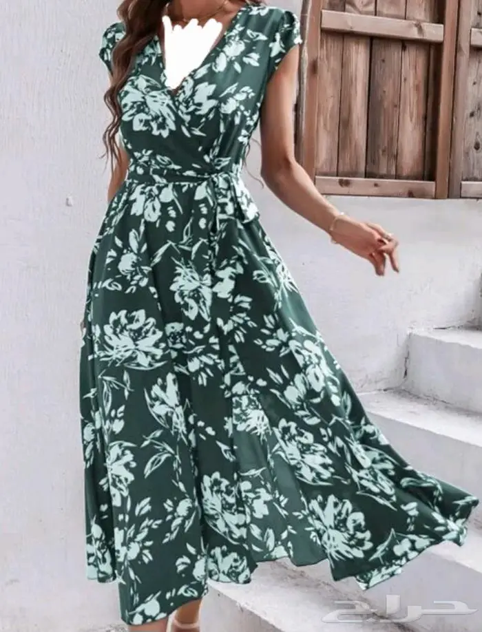 ب50 ريال 2 فستان أخضر مشجر وسادة 2