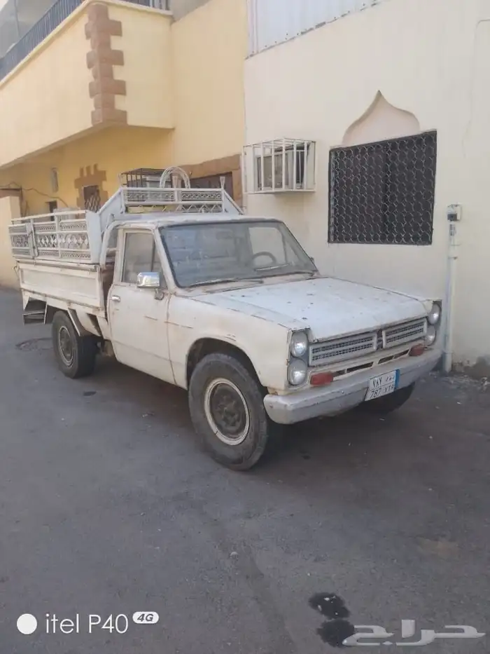 سياره كلاسيكيه جنور موديل 81 شد بلد كل شي فيه .شبه مخزنه 3