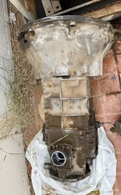 للبيع قير عادي شيروكي كامل 0