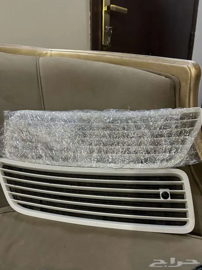 قطع غيار مرسيدس بنوراما 18