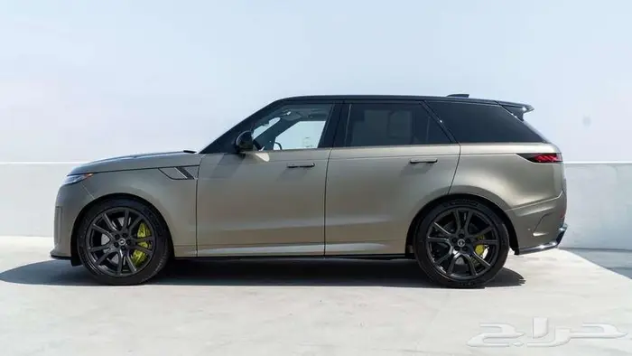 رنج روفر سبورت SV One Carbon Bronze موديل 2024 (مستعمل) 1