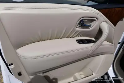 NISSAN PATROL LE -T2 2024 خليجي KM 0 WIHTE 9