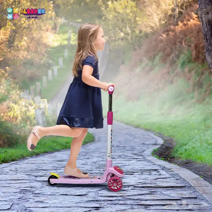 سكوتر يدوي للأطفال مع مؤثرات وأصوات - سكوتر دفع مميز 5