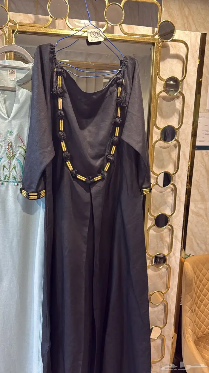 متحصصون في تصميم اي فستان بالعقال المقصب تصميم خاص 0