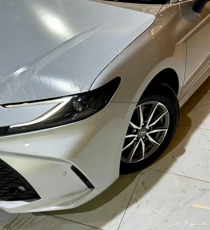 تويوتا كامري E موديل 2025 4