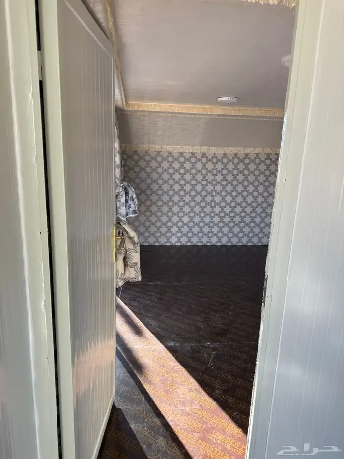 كرفان اماراتي مبطن تصميم جميل 5