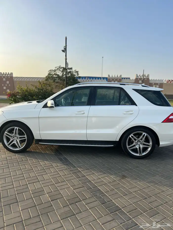 مورسيدس ML400 7