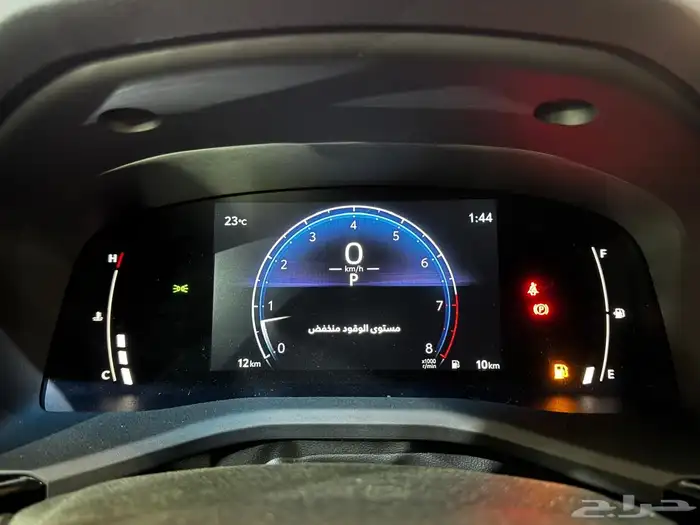 تويوتا كامري E موديل 2025 15