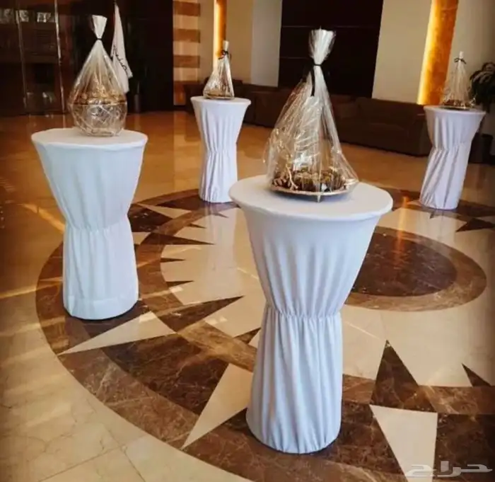 طاولات كوتيل طاولات مضيئه للإيجار 2