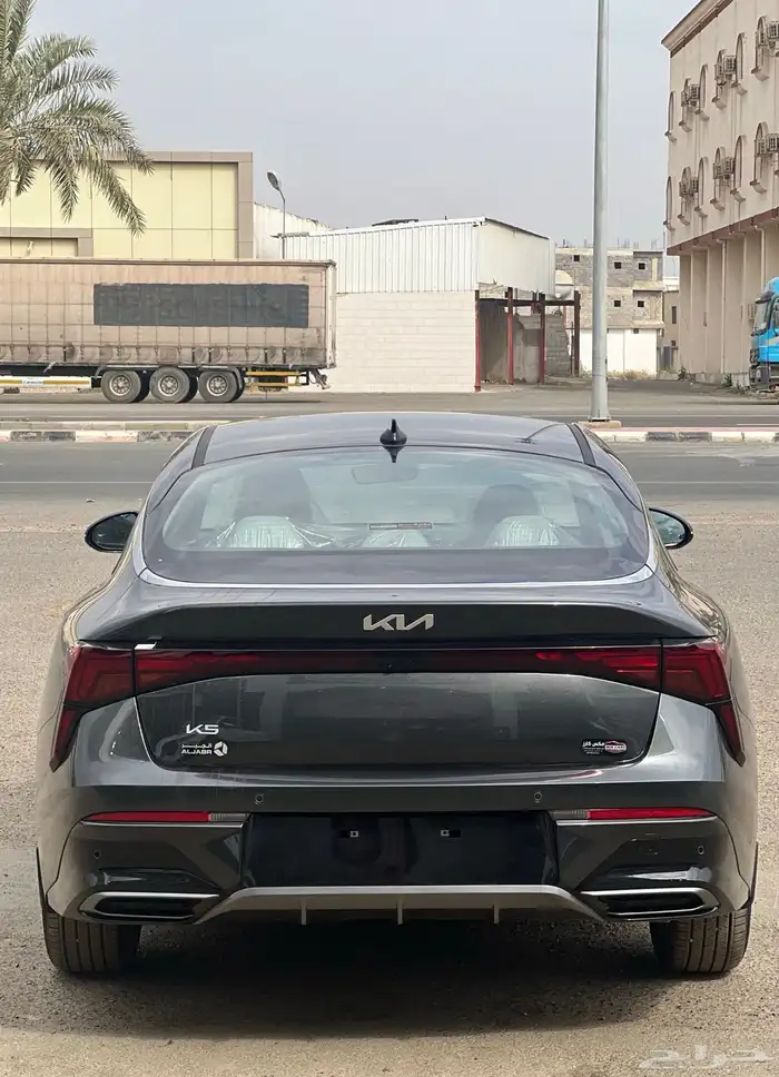 كيا K5 مطور 2026 لون رمادي وكيل الجبر 8