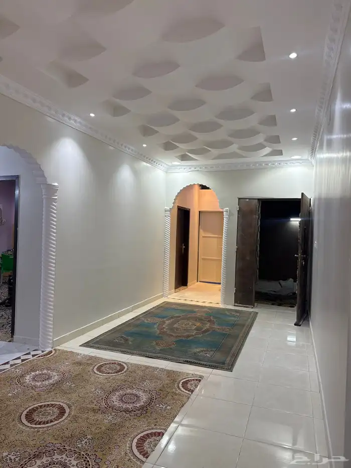 دهانات ومشرف عام بنا وبلاط وكهرباء شاب سعودي يستلم كل الشغل 0