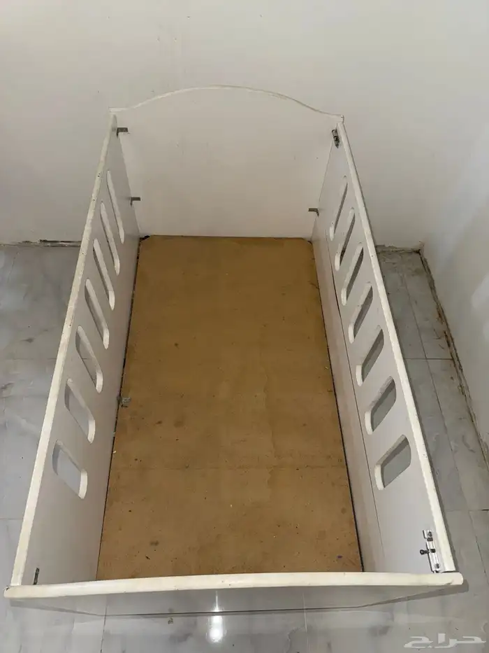 سرير اطفال 3