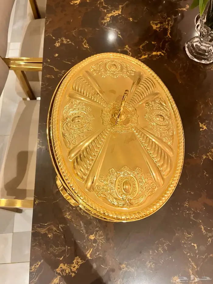 اواني لون ذهبي للبيع 2