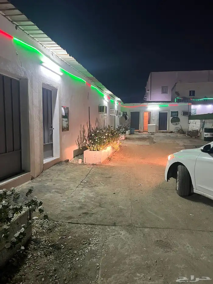 حوش للايجار 1