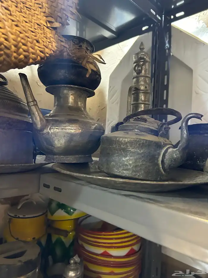 تراث للبيع دلة قشر تراثيه. وجيك وضوء قديم ثقيل تراث العدد 2 0