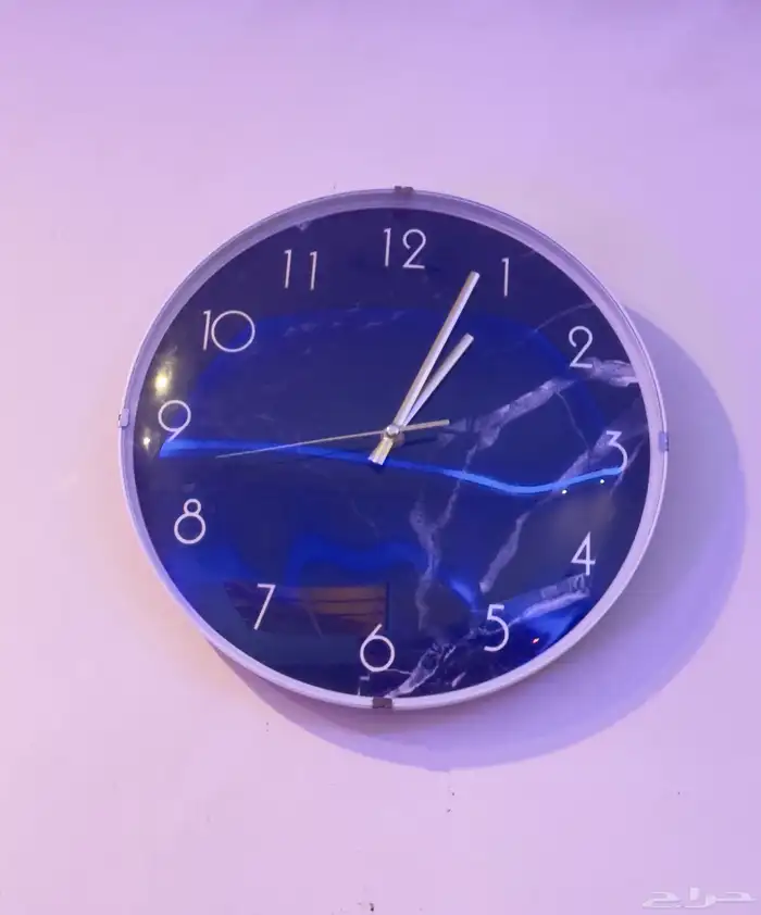 لوحة و قوس و ساعة جدارية للبيع 1