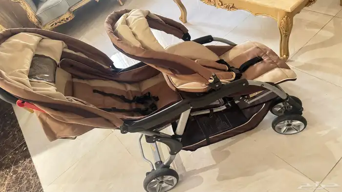 عربة توأم بجالة ممتازة شبه جديدة ونظيفةةة 3