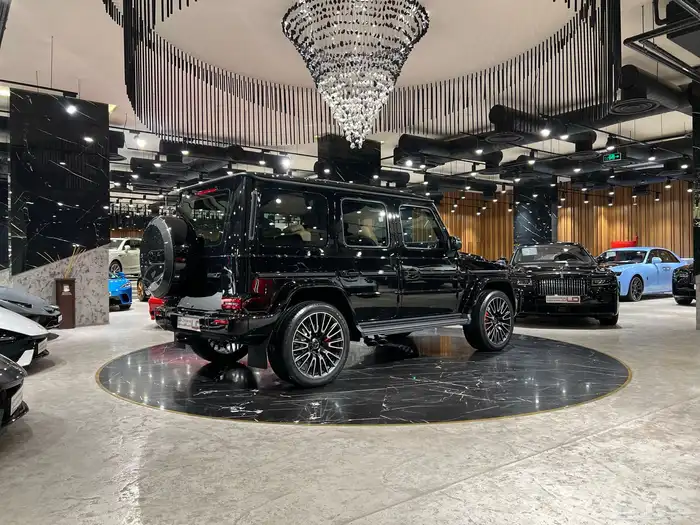 مرسيدس جي 63 كاربون جفالي - Mercedes G63 2025 3