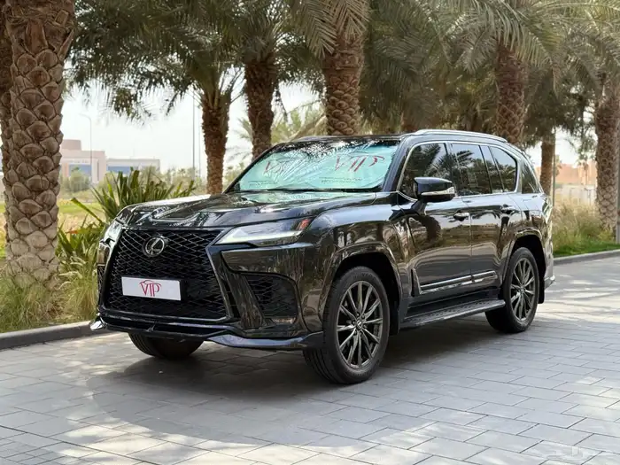 جيب لكزس LX600 للايجار 2