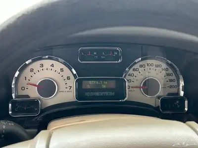 فورد أكسبديشن ممشي 189 ألف كيلو بدون دبل شاص طويل 33