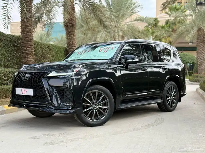 جيب لكزس LX600 للايجار 3