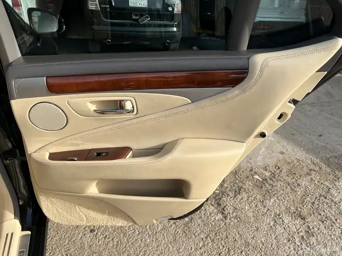 ديكور أبواب لكزس 460LS و طارة 2013بيج 2
