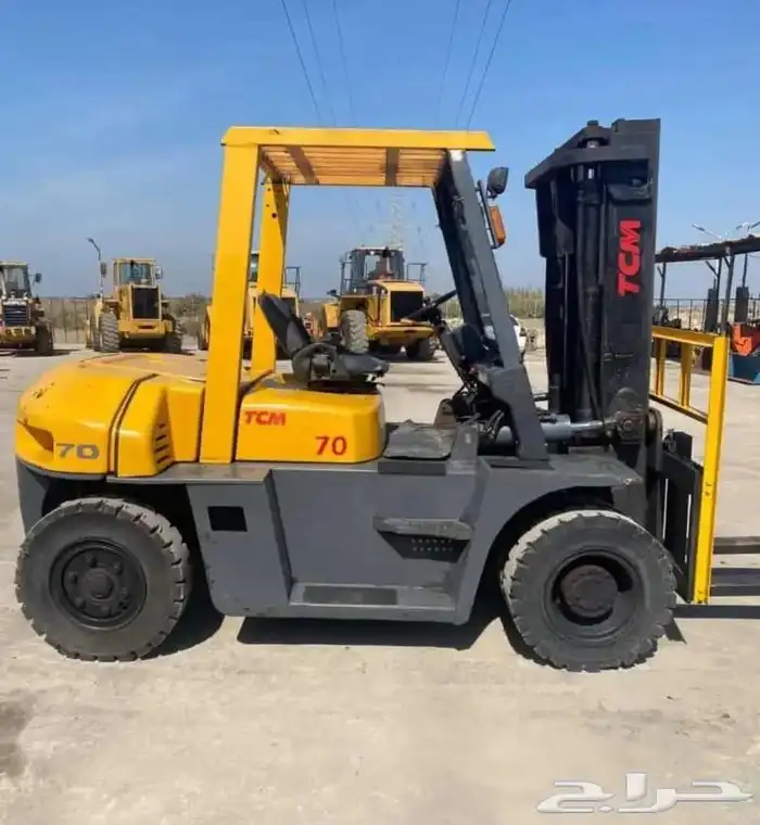 رافعة شوكية للايجار فوركلفت للايجار اليومي والشهري 2